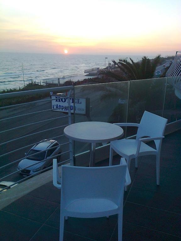 Hotel L'Approdo 안치오 외부 사진