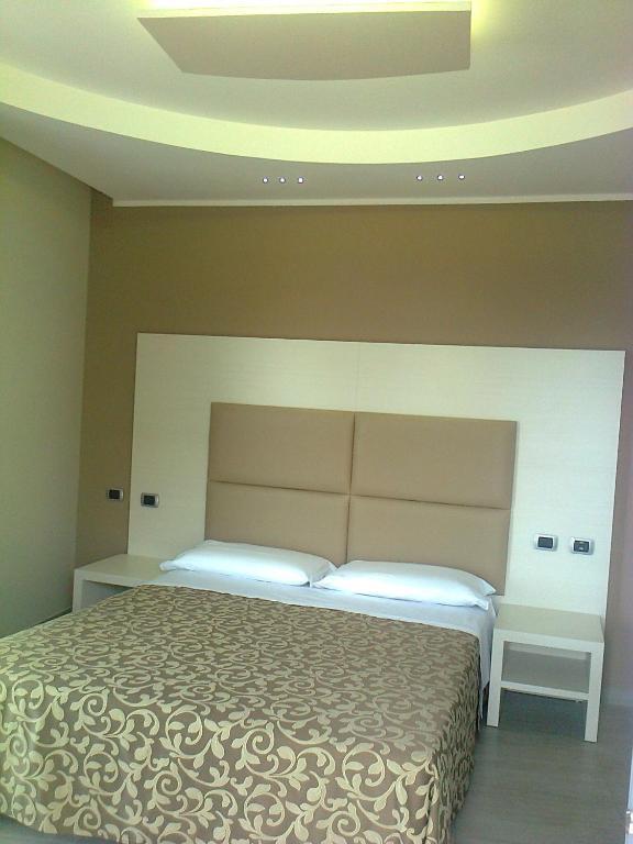 Hotel L'Approdo 안치오 외부 사진